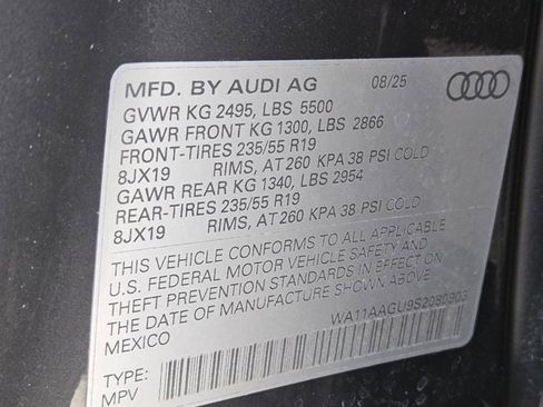 Used 2025 Audi Q5 Premium w/ Convenience Package AWD/4WD image 30