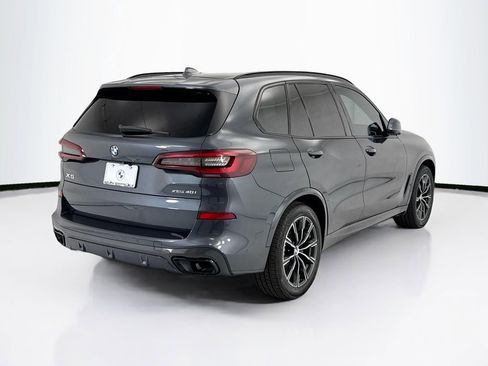 Certified 2022 BMW X5 xDrive40i w/ M Sport Package AWD/4WD image 5