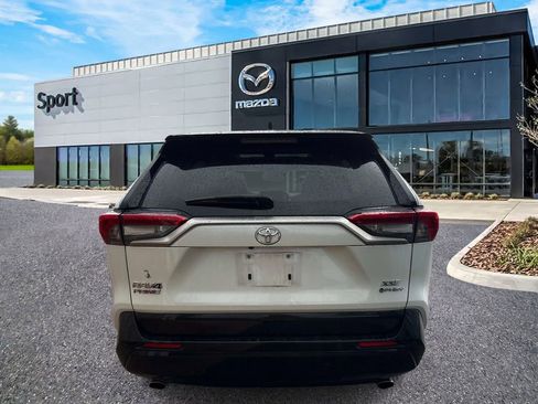 Used 2025 Toyota RAV4 XSE w/ Premium Package image 4