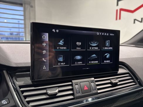 Used 2025 Audi SQ5 Prestige image 23