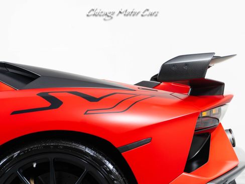 Used 2019 Lamborghini Aventador SVJ AWD/4WD image 5