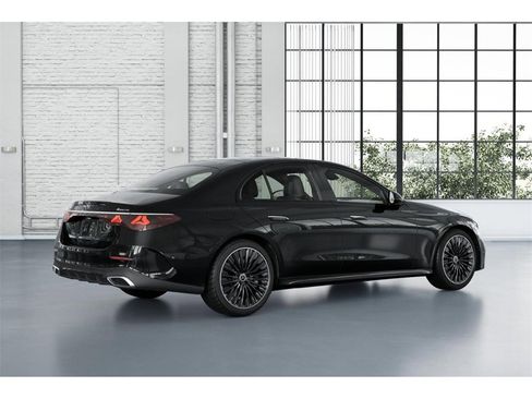 New 2026 Mercedes-Benz E 450 4MATIC Sedan image 20