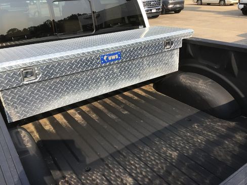 Used 2022 Ford F150 Lariat w/ Equipment Group 502A High AWD/4WD image 17