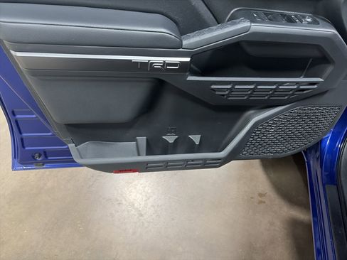 Used 2024 Toyota Tacoma TRD Off-Road image 11