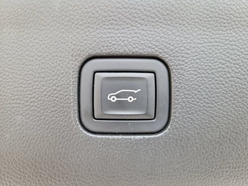 Used 2023 Buick Enclave Essence w/ LPO, Floor Liner Package FWD image 8