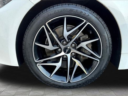 Used 2023 Kia Stinger GT-Line w/ Sun & Sound Package AWD/4WD image 31