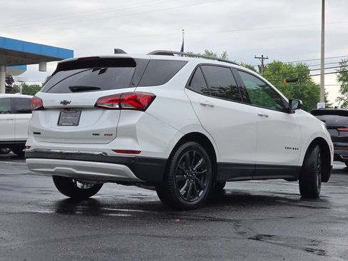 Used 2022 Chevrolet Equinox RS w/ RS Leather Package AWD/4WD image 8