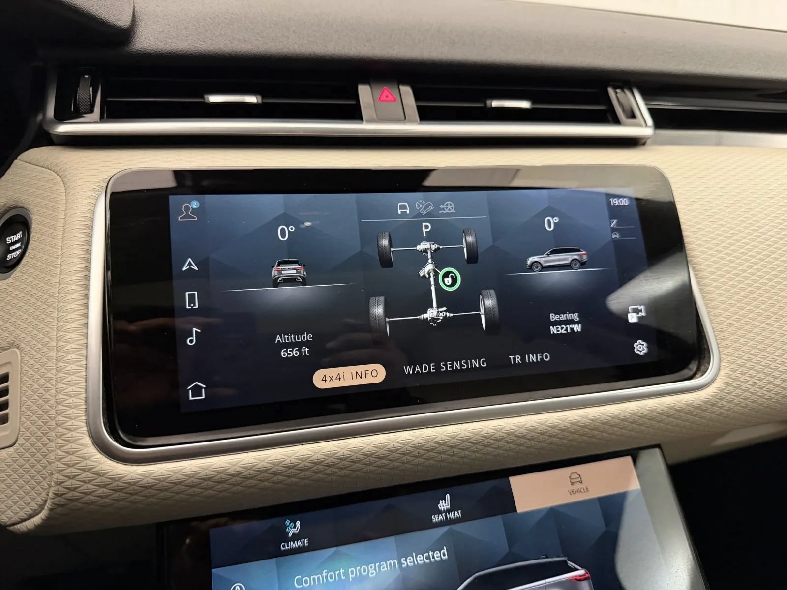Used 2021 Land Rover Range Rover Velar S AWD/4WD image 32