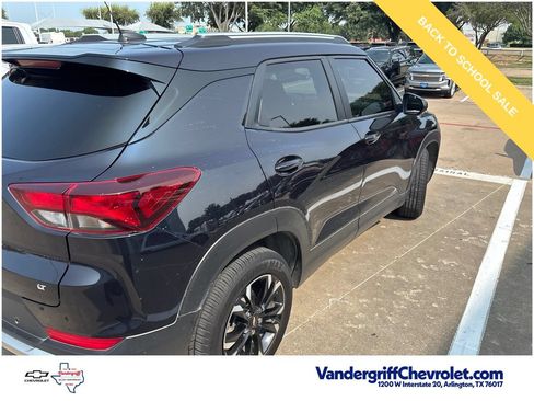 Used 2021 Chevrolet TrailBlazer LT w/ Convenience Package FWD image 7