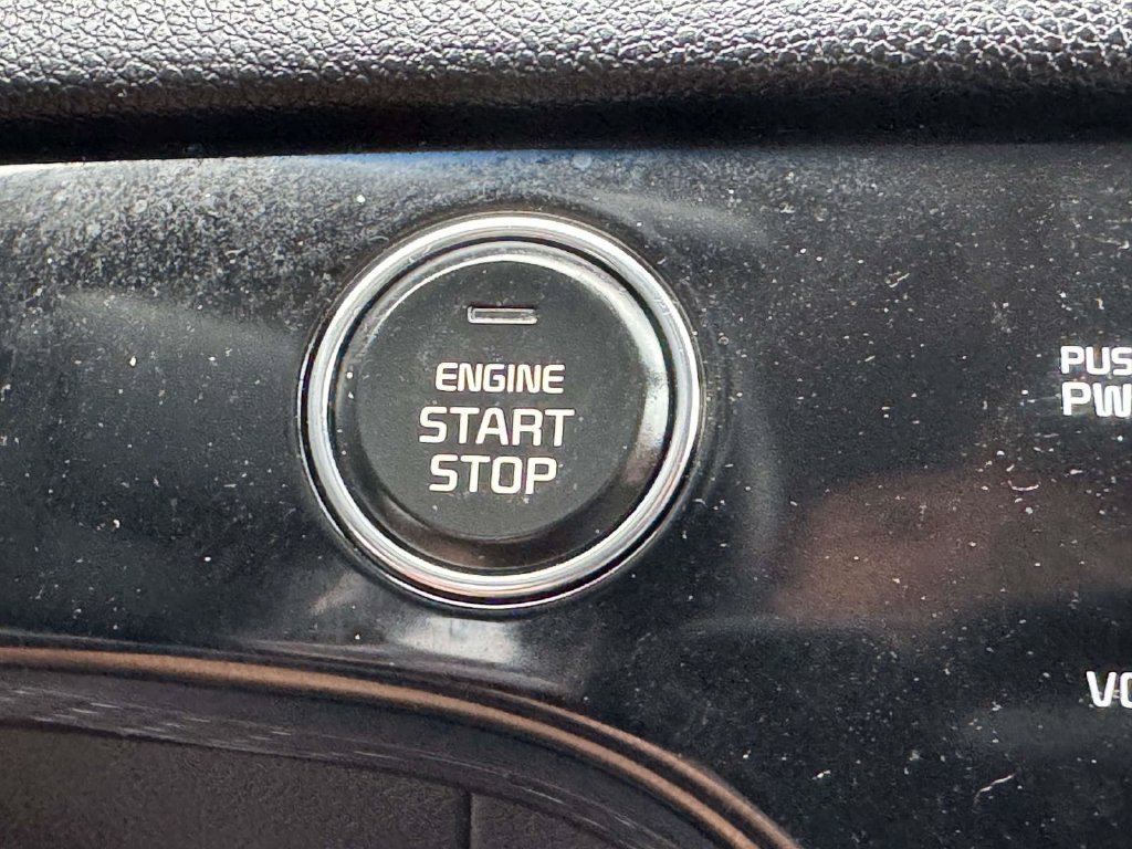 Used 2020 Kia Sportage EX AWD/4WD image 8