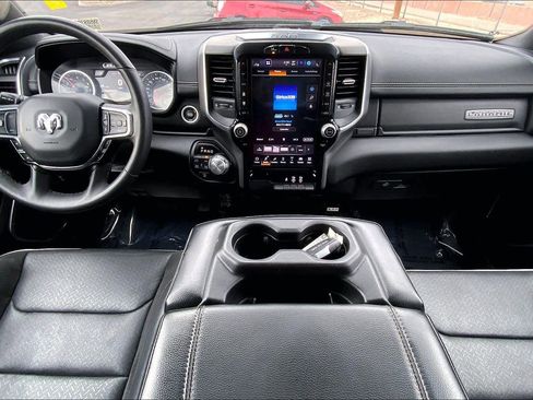 Used 2025 RAM 1500 Laramie image 16