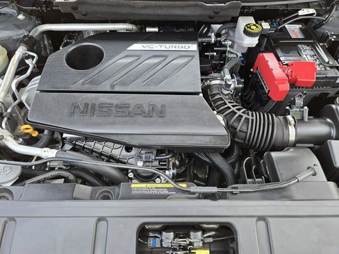 Used 2025 Nissan Rogue SV image 29