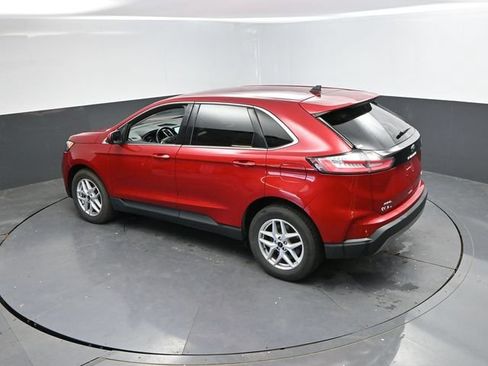 Used 2024 Ford Edge SEL AWD/4WD image 40