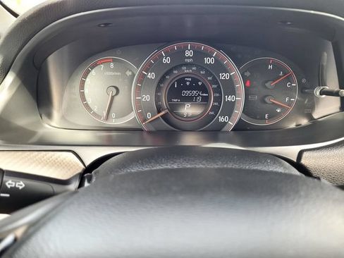 Used 2017 Honda Accord Sport image 21