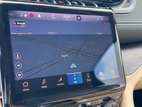 Used 2021 Jeep Grand Cherokee L Limited w/ Luxury Tech Group II image 25