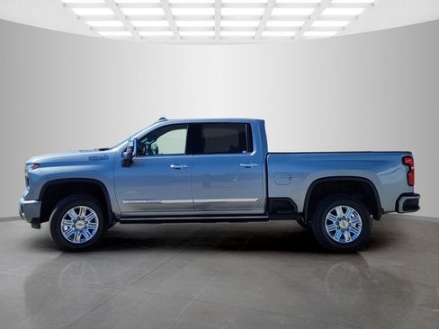 Used 2024 Chevrolet Silverado 3500 High Country w/ Z71 Off-Road Package image 7