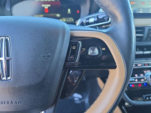 Used 2021 Lincoln Corsair Reserve w/ Elements Package image 17