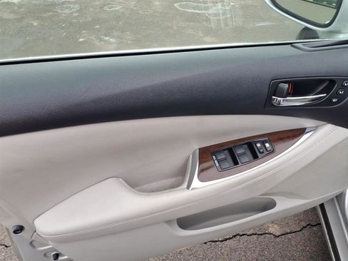 Used 2010 Lexus ES 350 image 5
