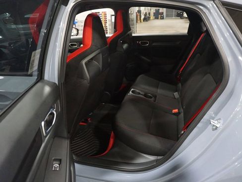 Used 2025 Honda Civic Type R image 15