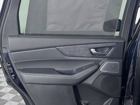 Certified 2025 Acura MDX w/ Advance Package image 20