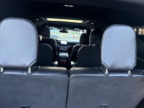 Used 2020 Ford Explorer Limited image 16