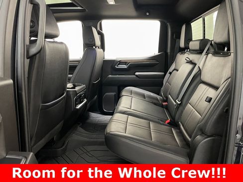 Certified 2024 Chevrolet Silverado 1500 High Country w/ High Country Premium Package image 15