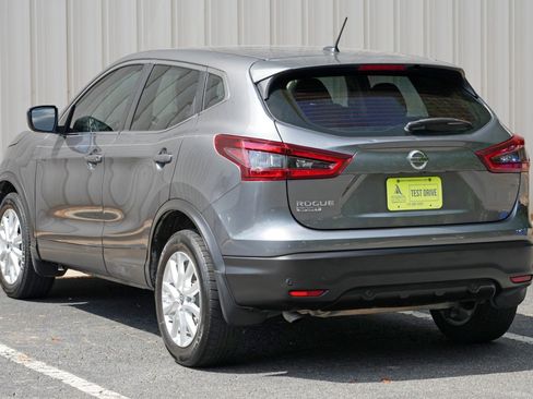 Used 2020 Nissan Rogue Sport S w/ Appearance Package FWD image 42