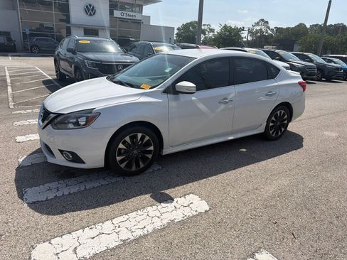 Used 2019 Nissan Sentra SR FWD image 30