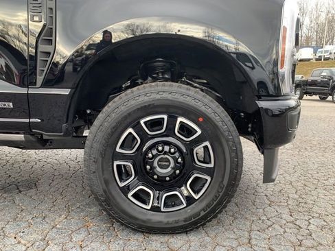 New 2026 Ford F350 Platinum image 30