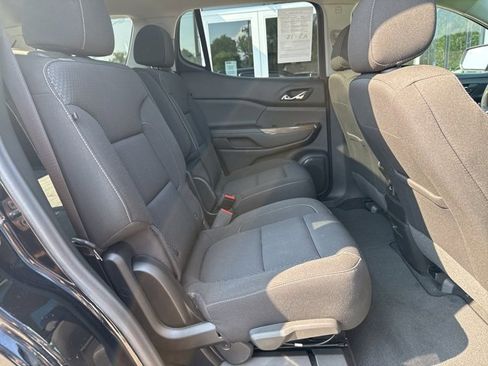 Used 2022 GMC Acadia SLE w/ Driver Convenience Package image 39