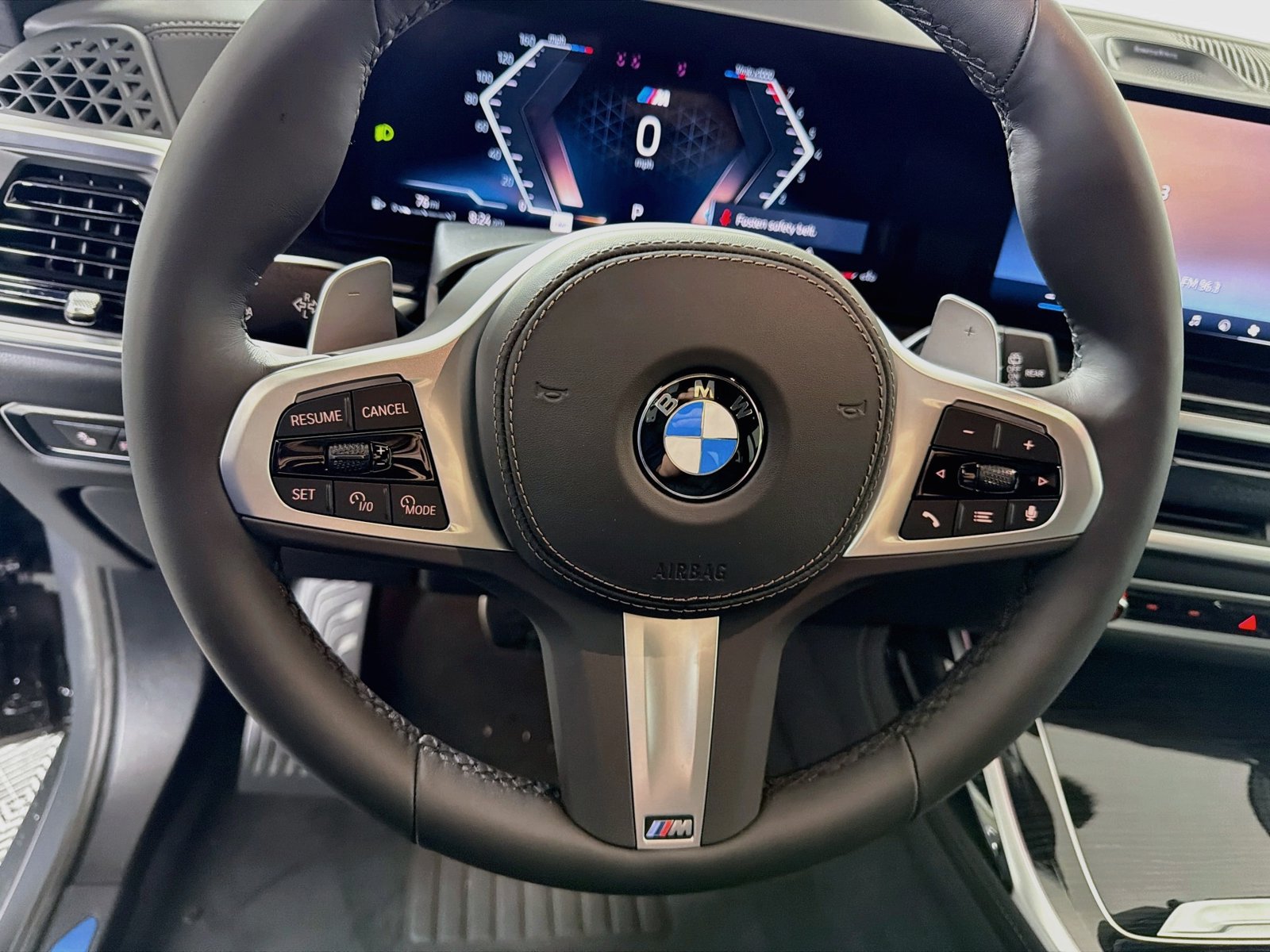 New 2027 BMW X7 xDrive40i w/ Executive Package AWD/4WD image 13