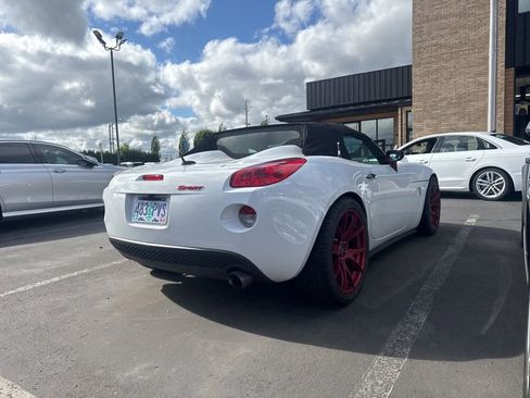 Used 2008 Pontiac Solstice Convertible w/ Premium Package RWD image 7