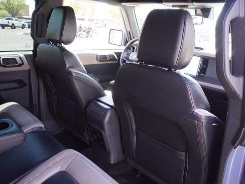 Used 2024 Ford Bronco Wildtrak AWD/4WD image 11