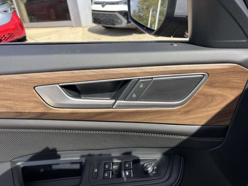 New 2026 Volkswagen Atlas SE image 12