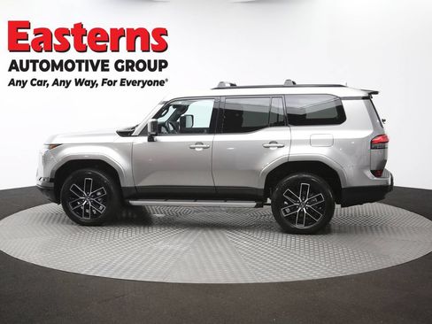 Used 2024 Lexus GX 550 w/ Cold Area Package AWD/4WD image 66