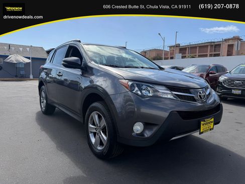 Used 2015 Toyota RAV4 XLE FWD image 3