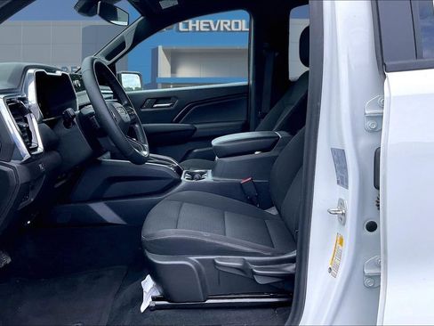 Used 2025 GMC Canyon Elevation RWD image 22