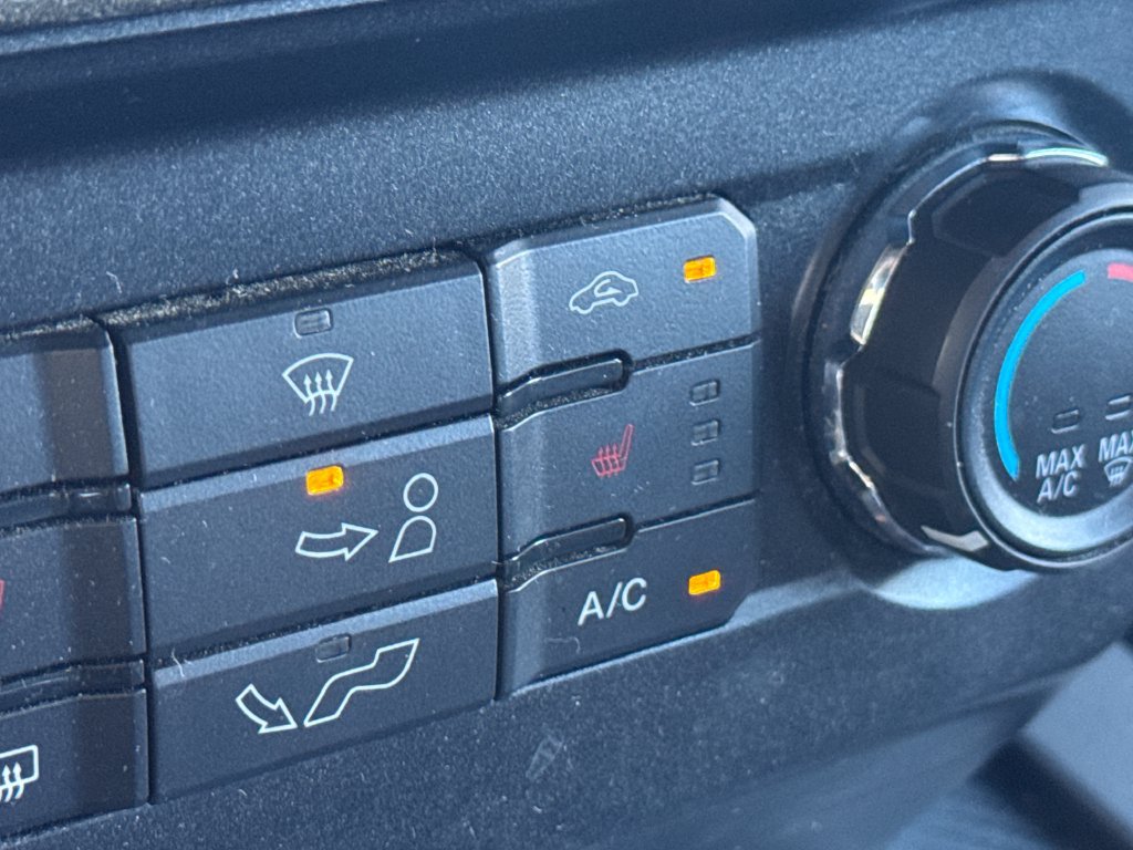 Used 2018 Ford F150 XLT w/ Equipment Group 302A Luxury AWD/4WD image 22
