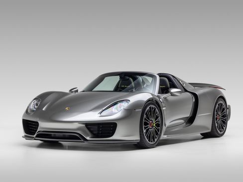 Used 2015 Porsche 918 Spyder AWD/4WD image 4
