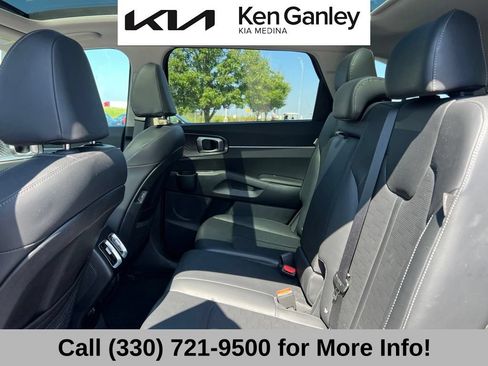 Certified 2024 Kia Sorento S w/ Panoramic Sunroof Package FWD image 11