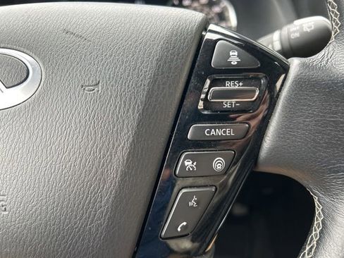 Used 2024 INFINITI QX80 Luxe image 18