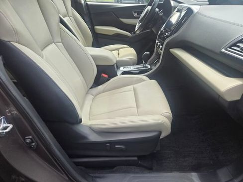 Used 2022 Subaru Ascent Limited w/ Technology Package AWD/4WD image 11