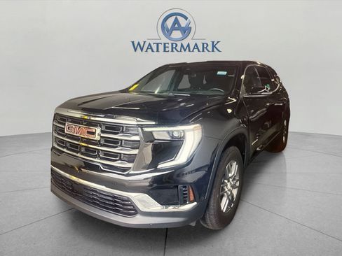 Used 2025 GMC Acadia Elevation FWD image 1
