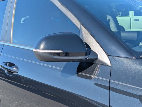 Used 2025 Kia Seltos SX w/ SX Sunroof Package image 11