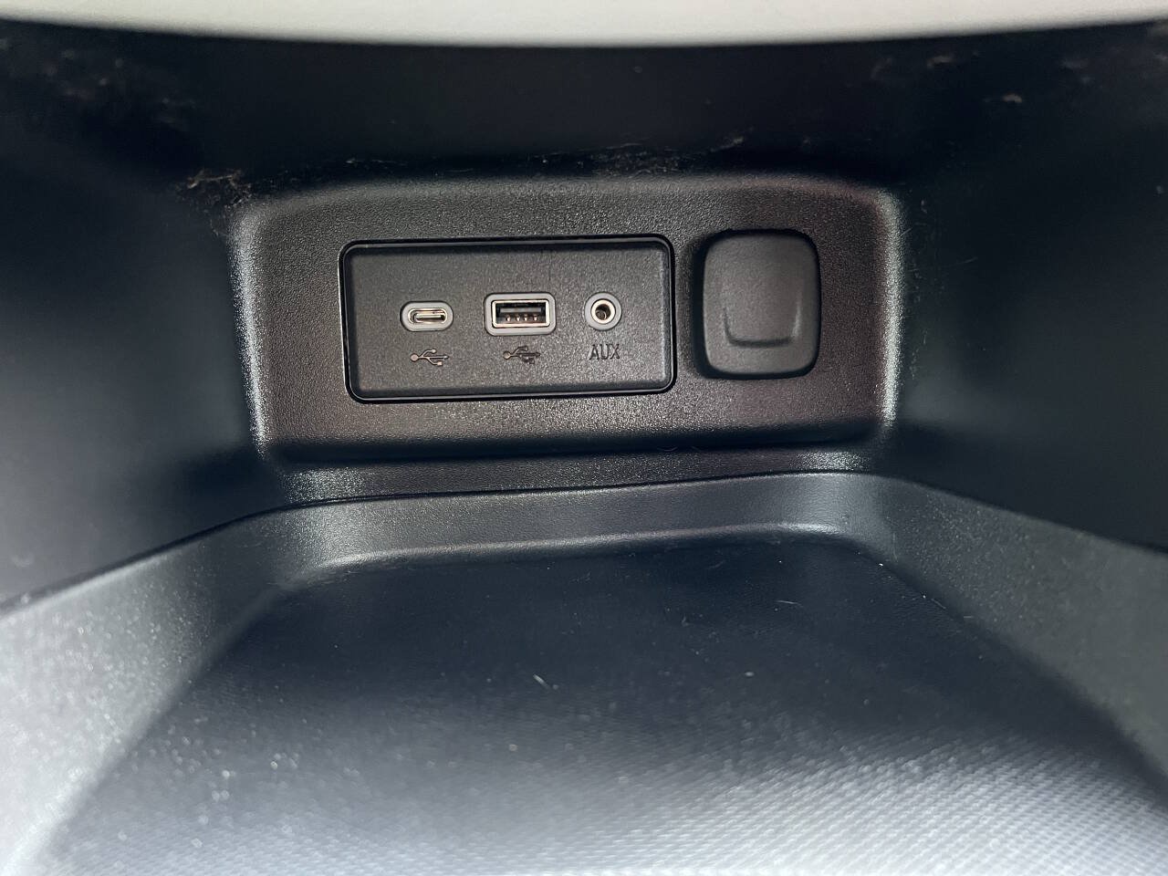 Used 2020 Chevrolet Equinox LS w/ LS Convenience Package FWD image 18
