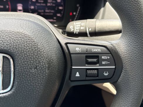 Used 2025 Honda Accord LX image 18