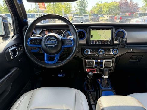Used 2023 Jeep Gladiator Mojave w/ LED Lighting Group AWD/4WD image 19