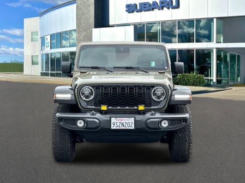 Used 2025 Jeep Wrangler Sport AWD/4WD image 10