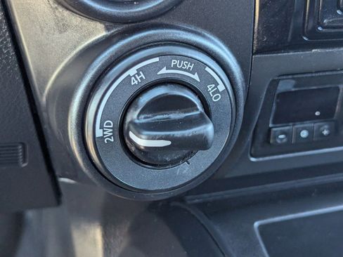 Certified 2024 Nissan Titan PRO-4X AWD/4WD image 29