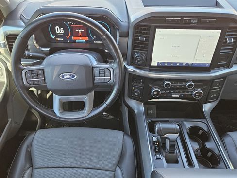 Used 2021 Ford F150 Lariat w/ Trailer Tow Package image 26